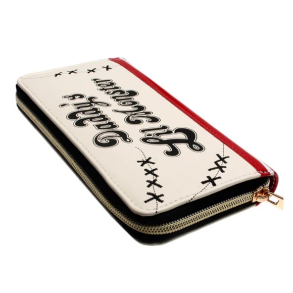 💐Suicide Squad Harley Quinn Daddy’s Lil Monster Wallet Cream NWOT - Picture 3 of 5